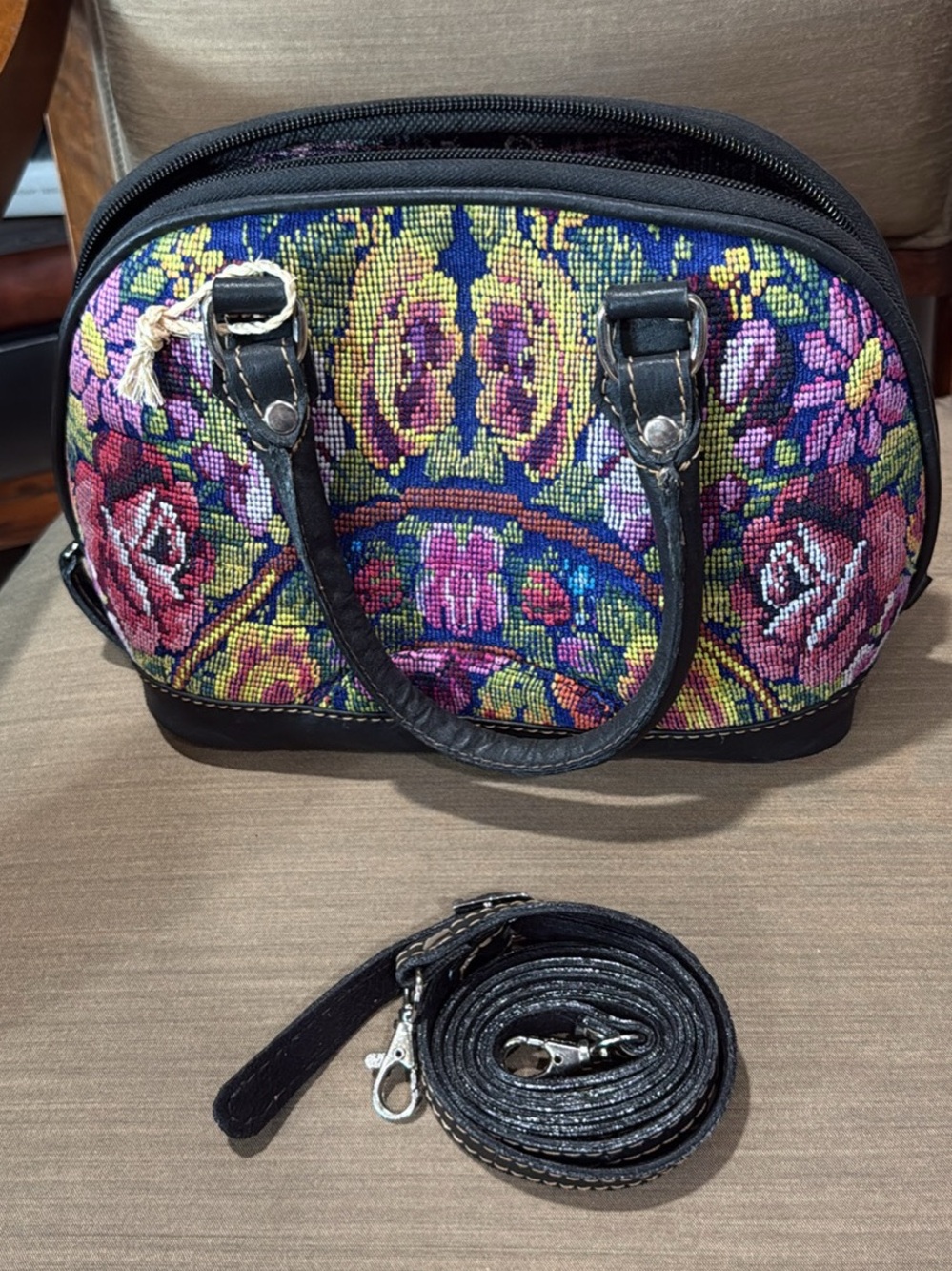 Floral Tapestry Dome Satchel Handbag - Multicolor - Picture 2 of 3